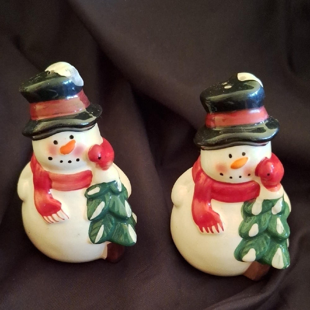 Vintage Red and Green Holiday Decor Snowmen - Picture 1 of 9
